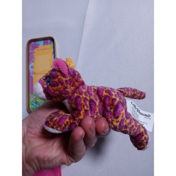 Pink Clouded Leopard Mini Keychain‎ Plushie with Tin (10a1) - Picture 2 of 8